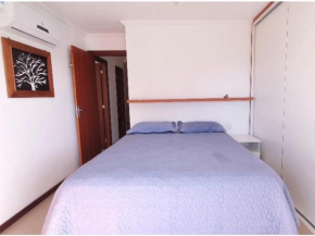 Lindíssimo apartamento, ar condic, 7 min da praia!
